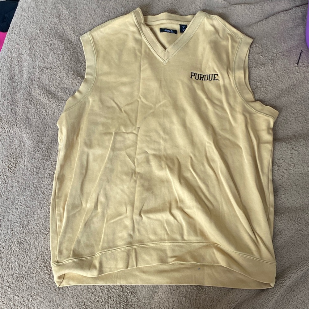 Gold Purdue sweater vest, size XL, excellent condition
